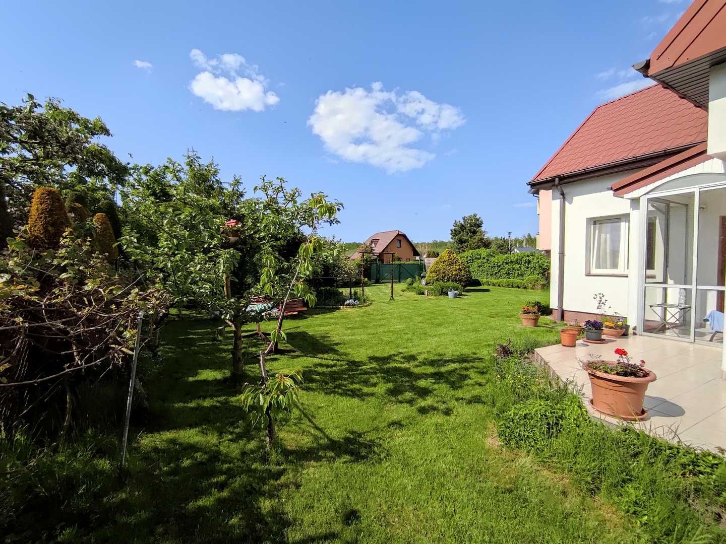 Dom nad morzem i jeziorem z ogrodem na wyłączność - Wynajem / Łazy