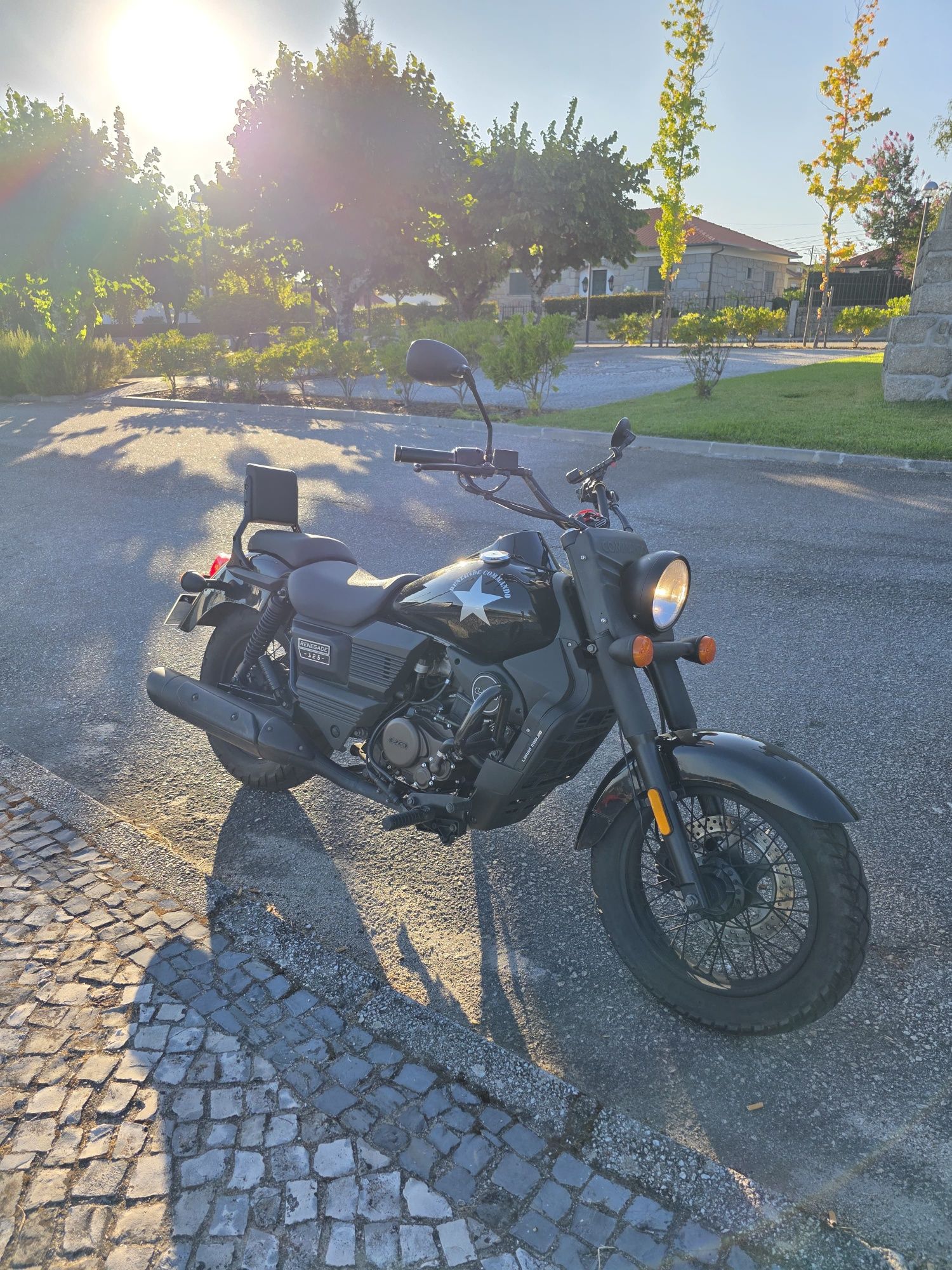UM Renegade Commando 125cc