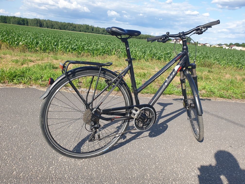 Rower KTM Maranello nie Canyon Trek