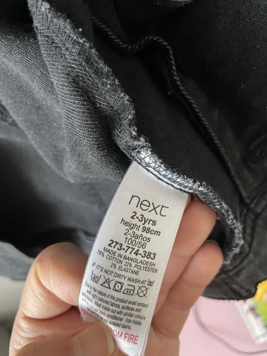 Czarna kurtka jeansowa dla dziewczynki