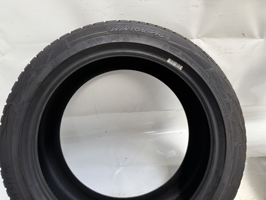 225/45/17 Vredestein WinTrac Pro 94V 2022R