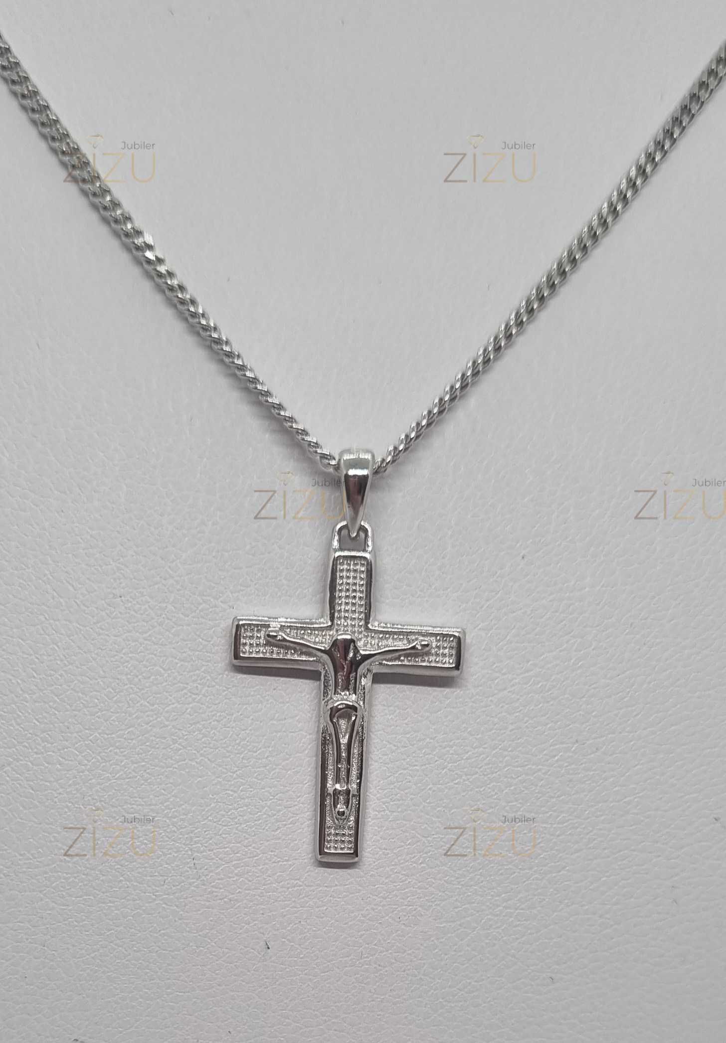 Łańcuszek srebrny z krzyżykiem z wizerunkiem Jezusa
