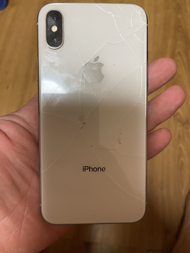 Продаю  iPhone x