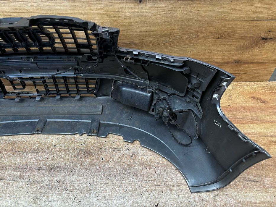 Zderzak przedni Audi A4 B7 S-line kolor ly7h