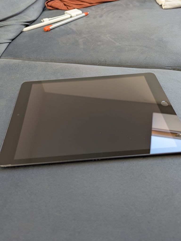 iPad 9, dużo dodatków