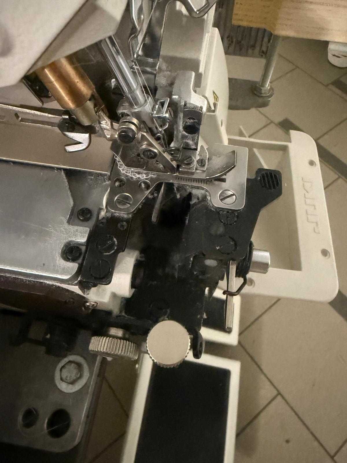 Overlock przemysłowy JUKI MO-6700DA Series – używany
