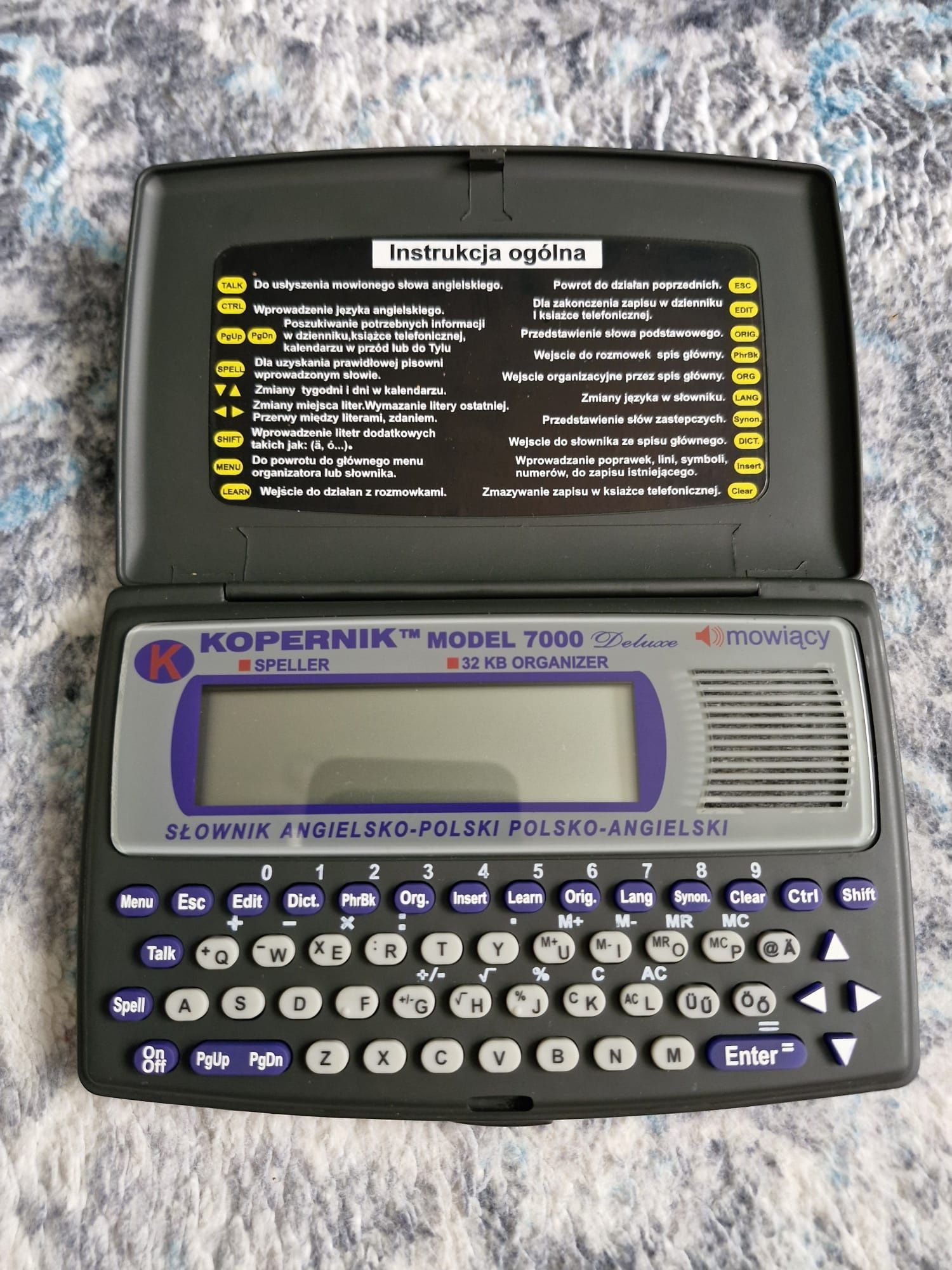 Tłumacz elektroniczny Lingvatron 7000 deluxe