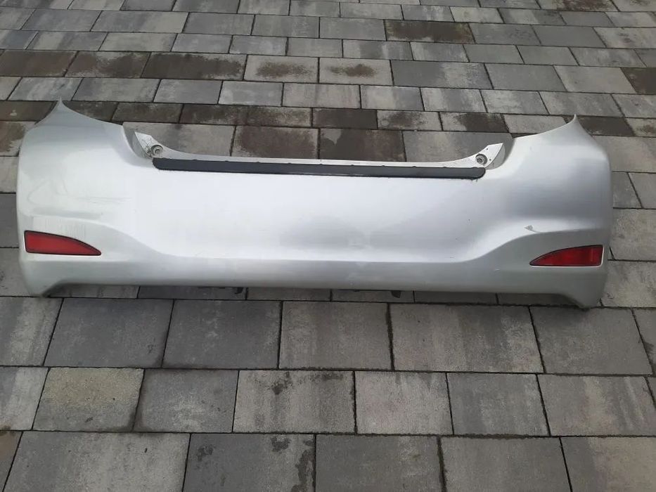 ZDERZAK TYŁ TOYOTA YARIS III 2011-2013