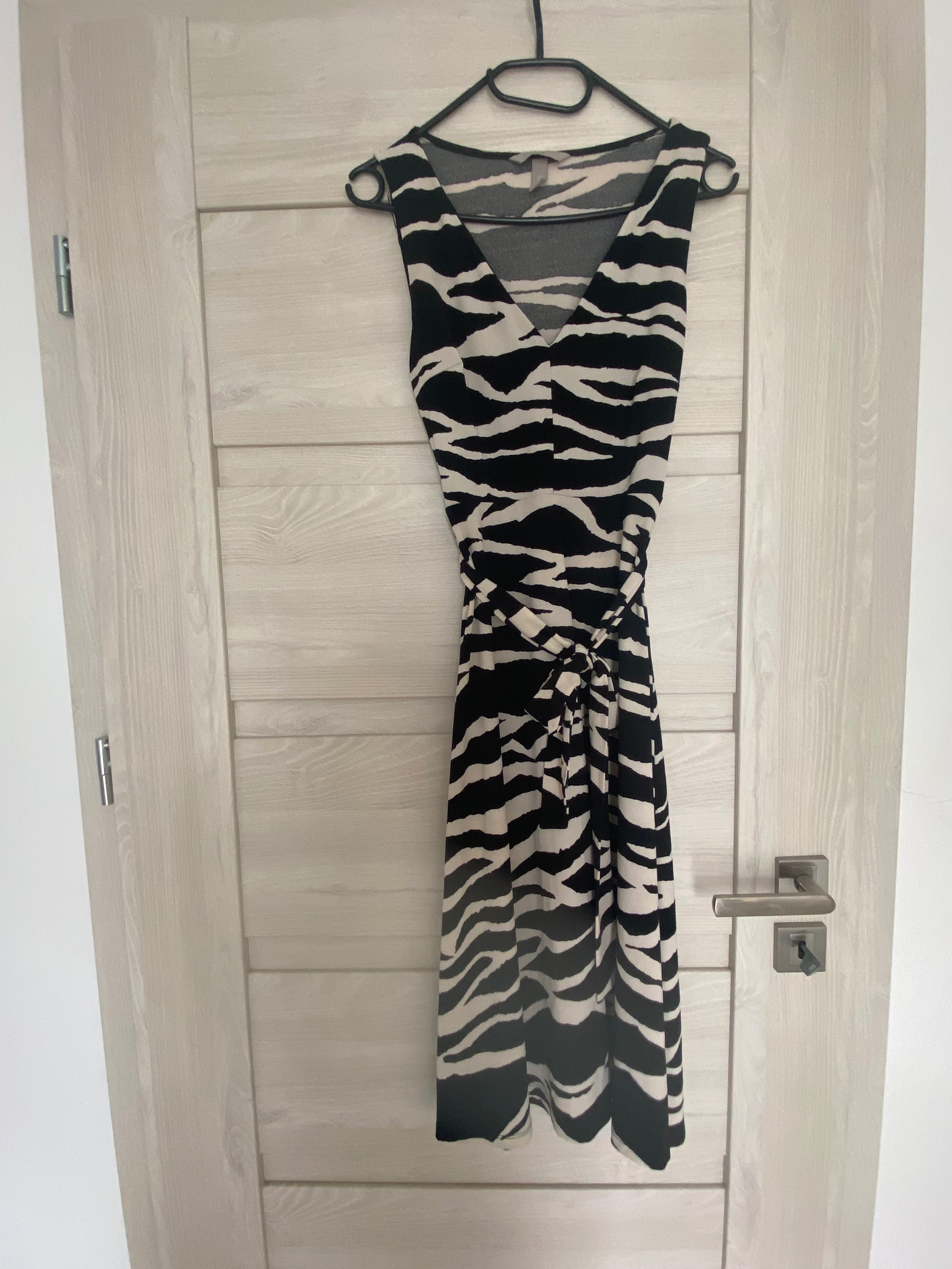 Długa sukienka na lato wzór zebra roz.XS