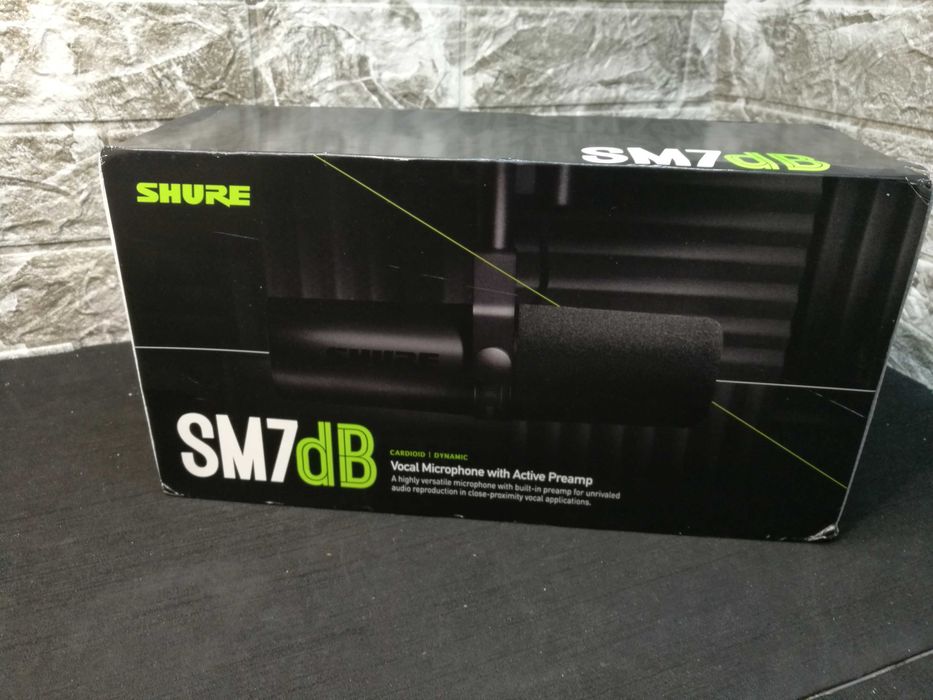 Динамічний вокальний мікрофон Shure SM7dB  Запакованний