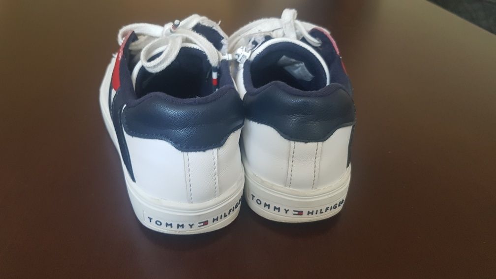 Buty Tommy Hilfiger r 34