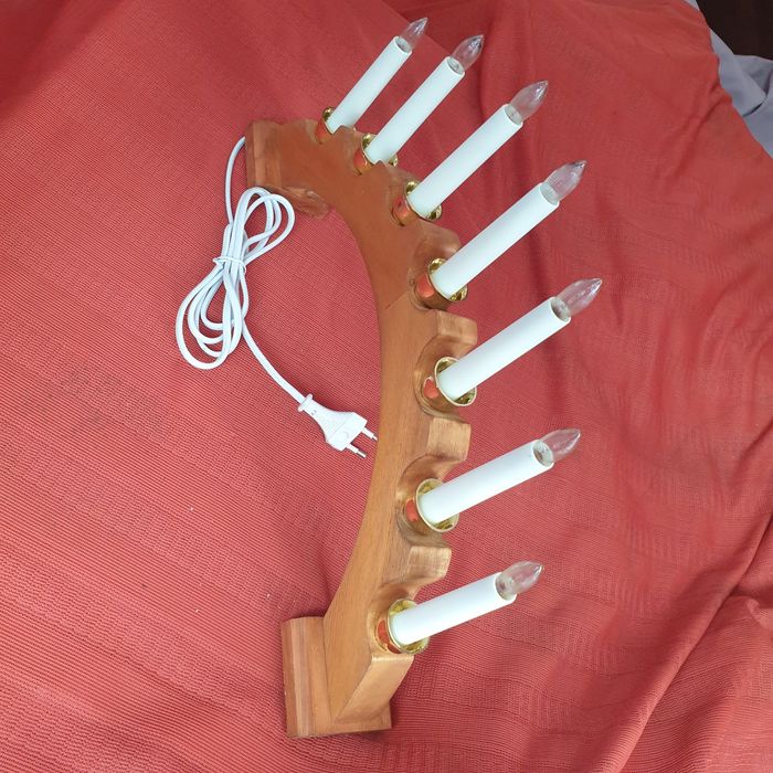 Ljusstake i trä från Gnosjö Konstsmide med 7 st ljuskällor