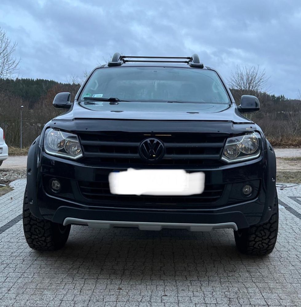 Lampy przód,relingi dachowe.Vw amarok