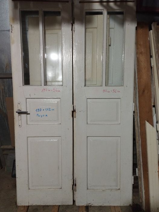 Двері дерев'яні вхідні та міжкімнатні