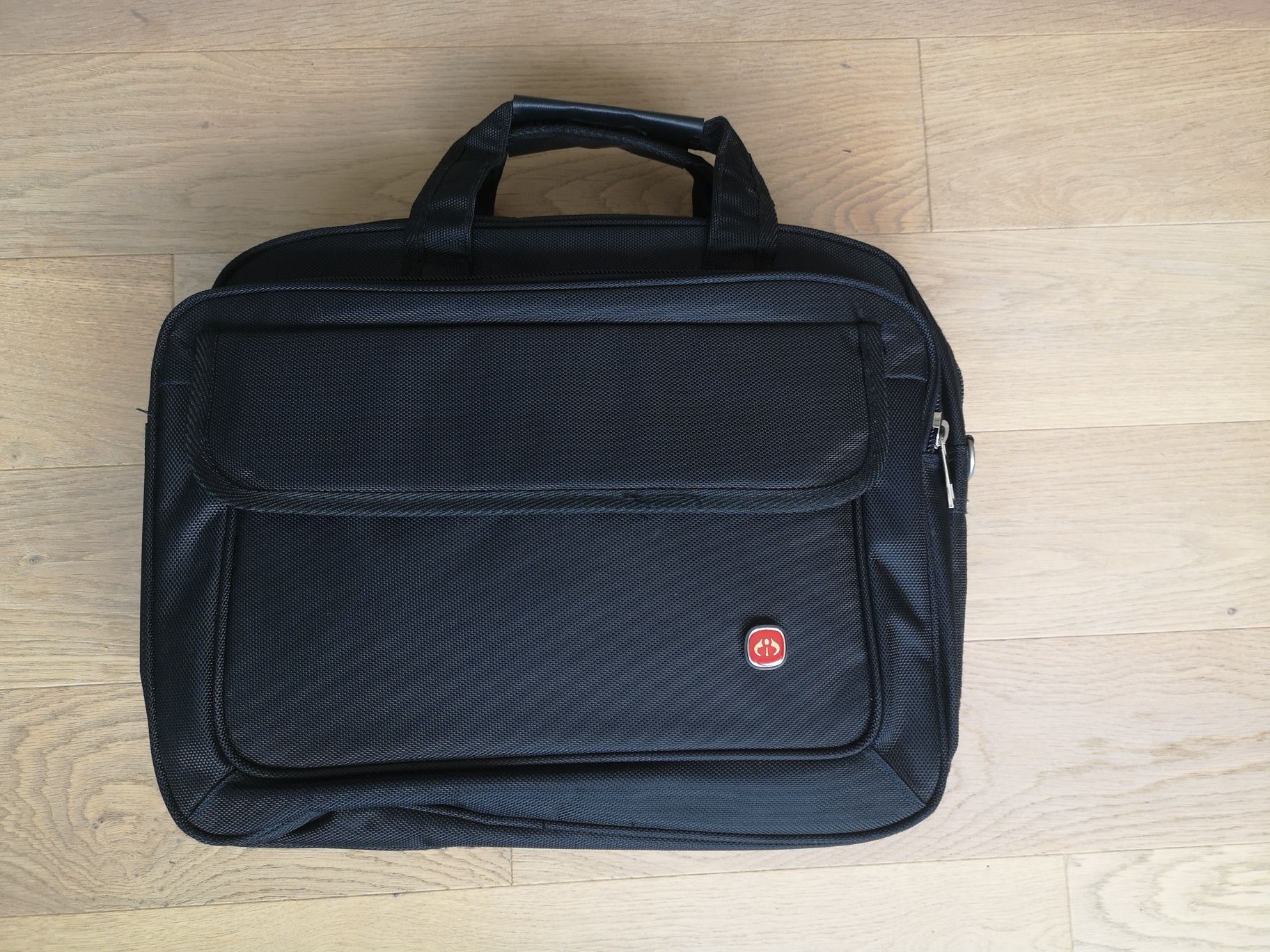 Torba na laptopa 15-calowy solidna jak nowa