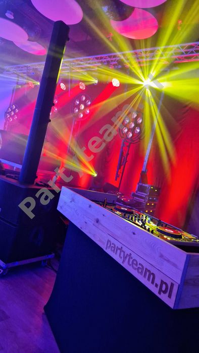 Obsługa Eventów Wynajem Sprzętu Nagłośnienie Mikrofony Monitory Podest