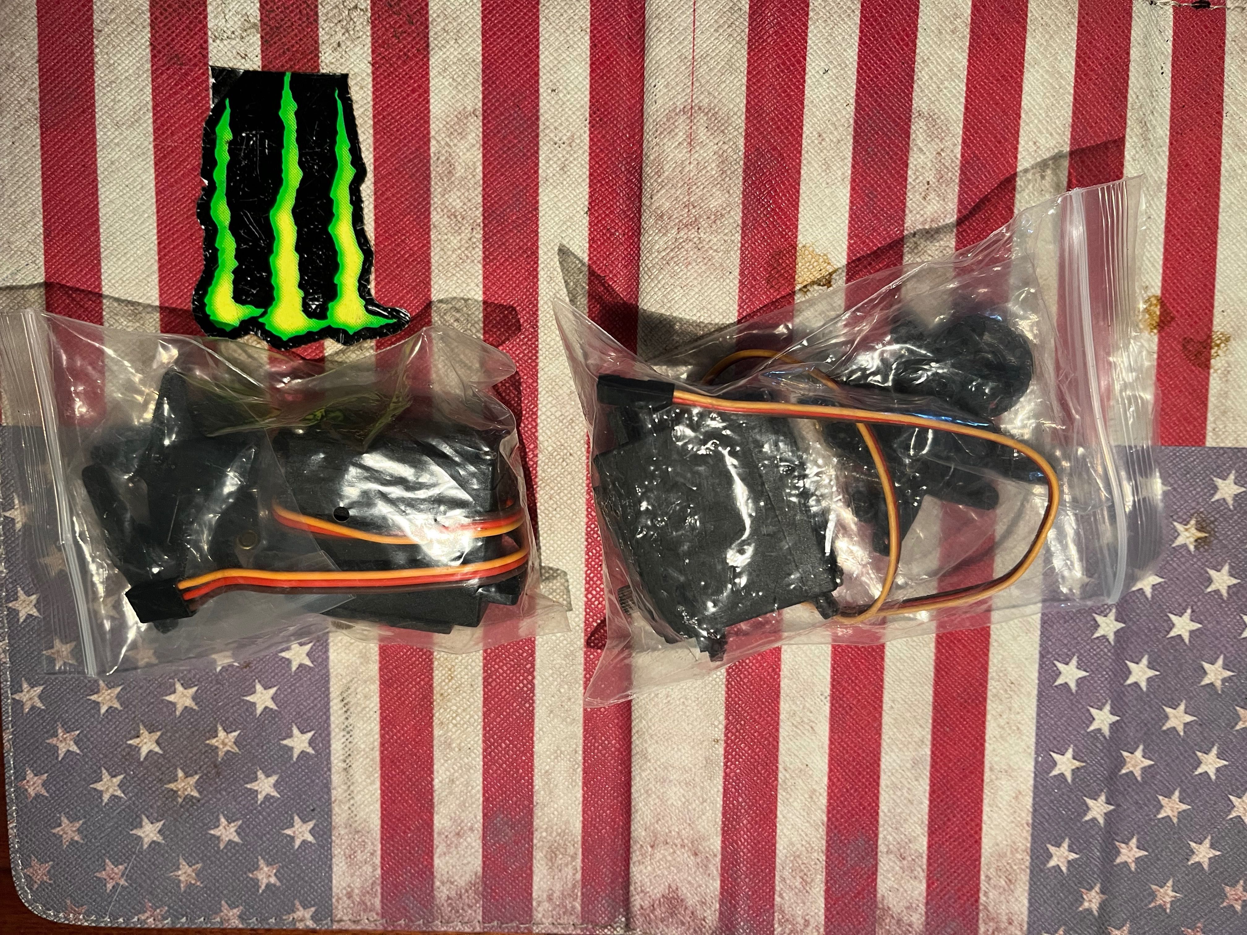 Servo Mg 13kg para carros Rc