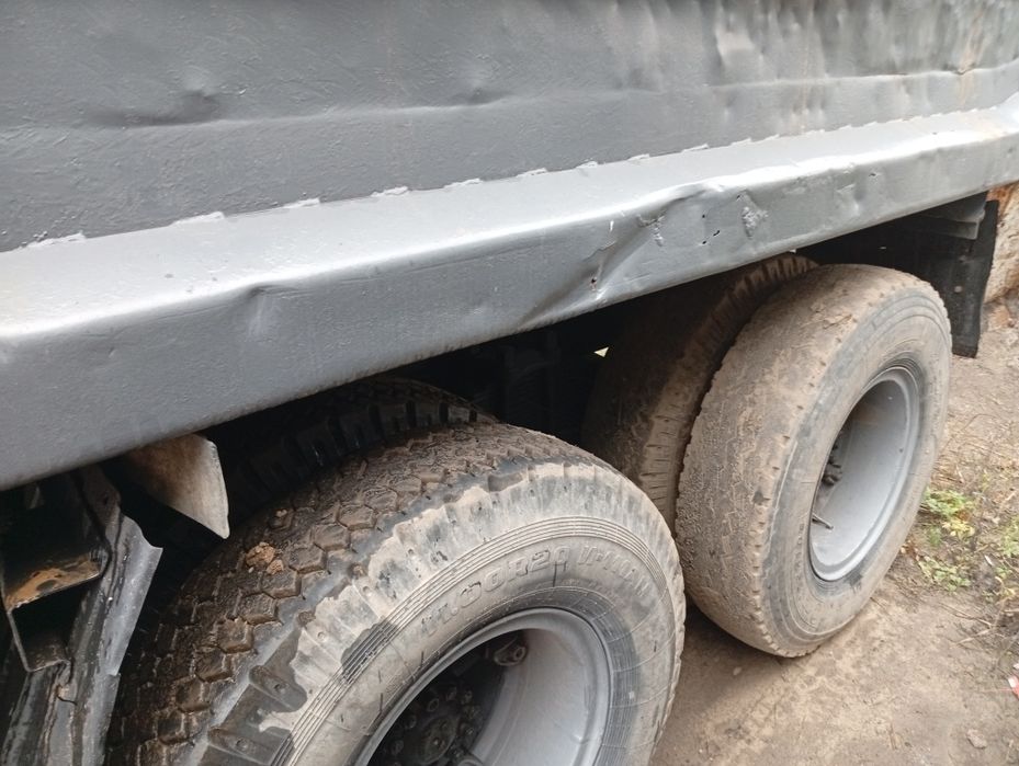 Продам камазы все в рабочем состоянии хорошее перед войной остановилис