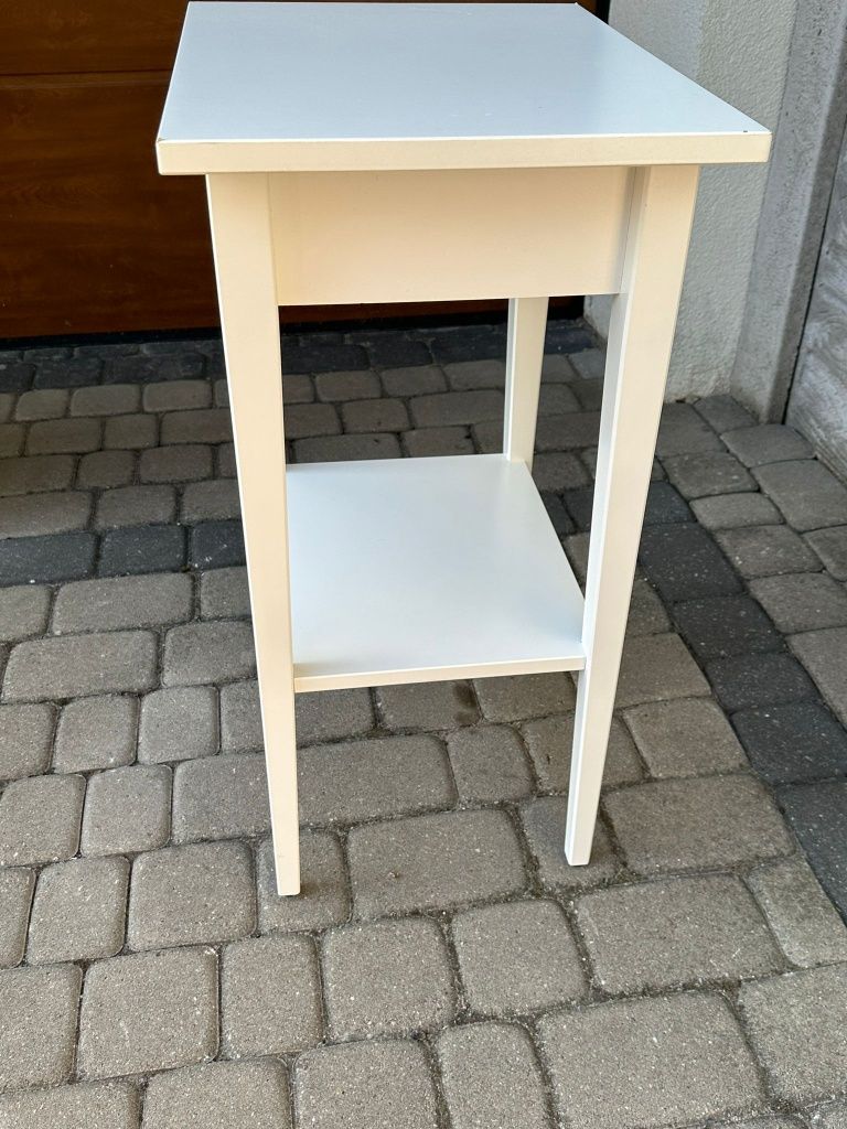 Biały stolik szafka szuflada