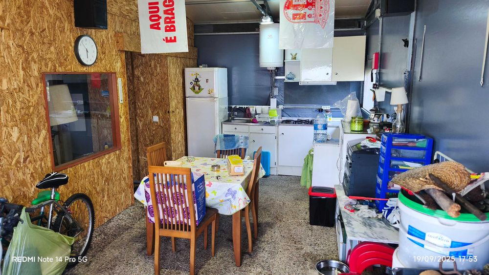 Vendo espaço "Casa" no Parque de Campismo da Gelfa Vila Praia Âncora