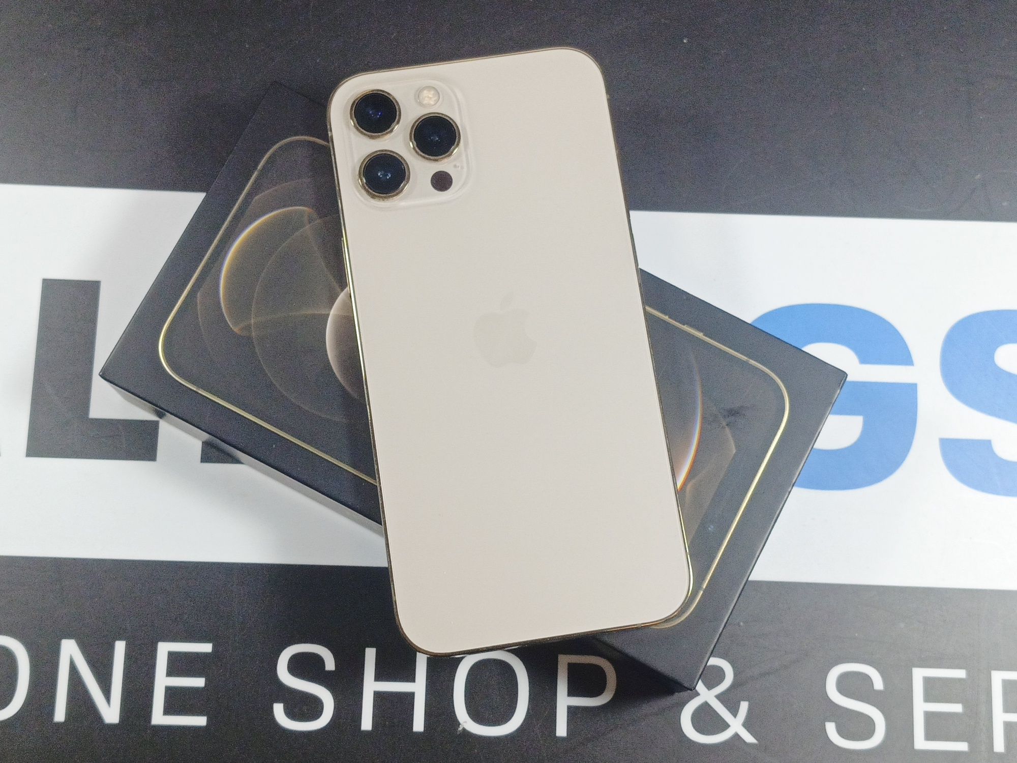 Sklep okazja zadbany Apple iPhone 12 Pro Max 512gb Gold bateria 80%