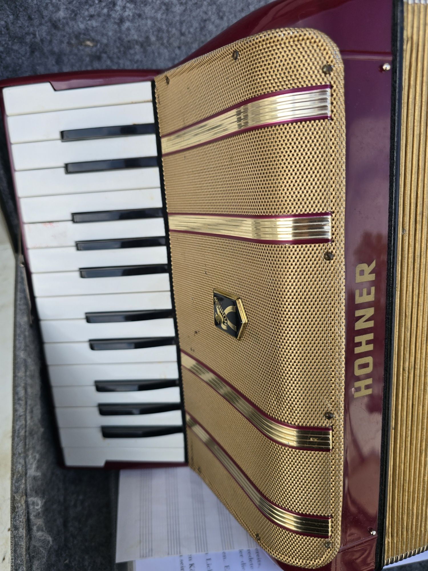 Akordeon Hohner student 40 basów