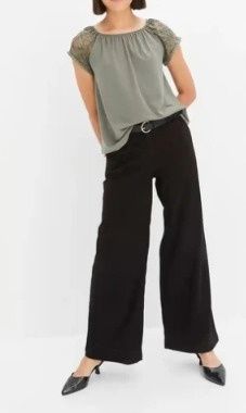 B.P.C t-shirt khaki z koronką 48/50.