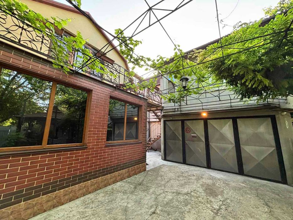 Продам дом Участок 5 соток. Готовый бизнес ул. Парковая