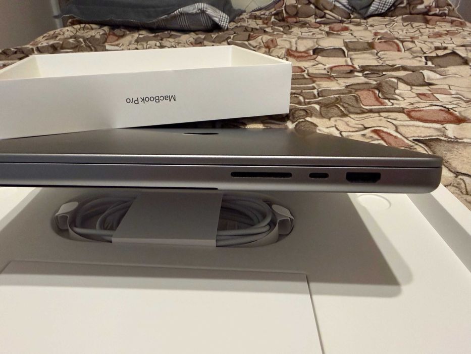 Apple Macbook M1 Pro 16" 16gb/512Gb