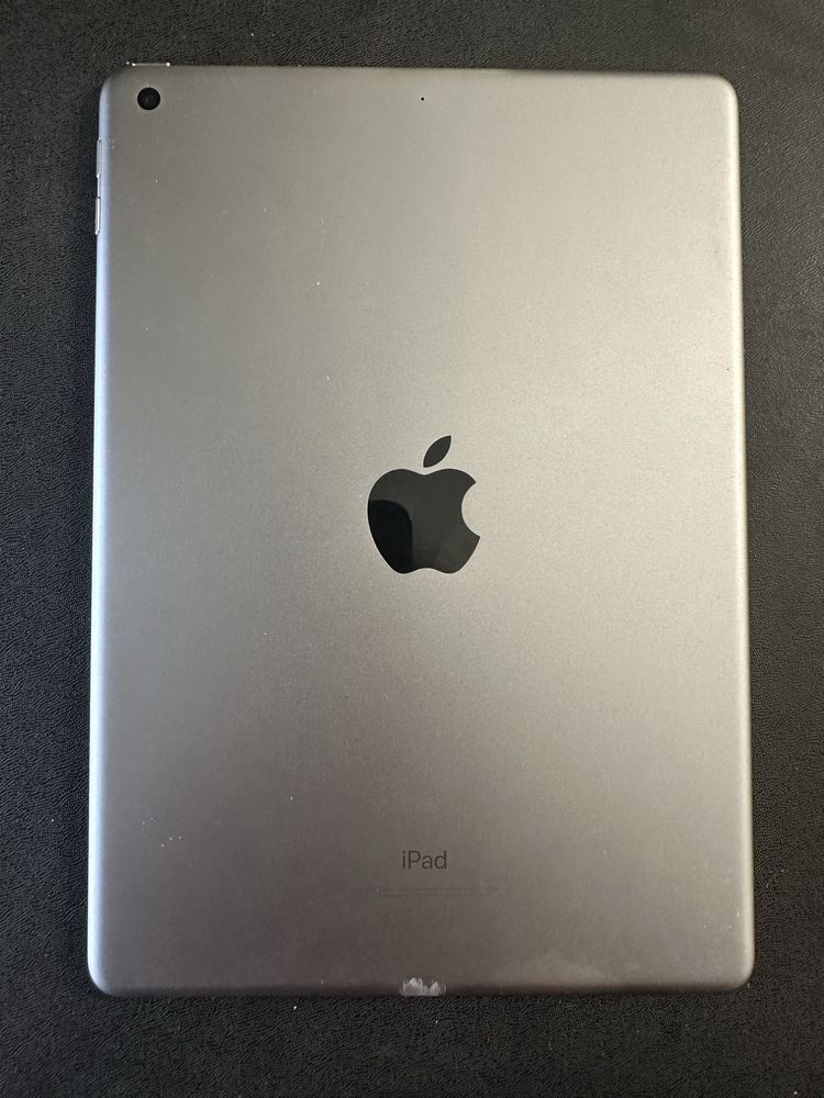 iPad 6 2018 32gb Wi-Fi a1893 Space Grey