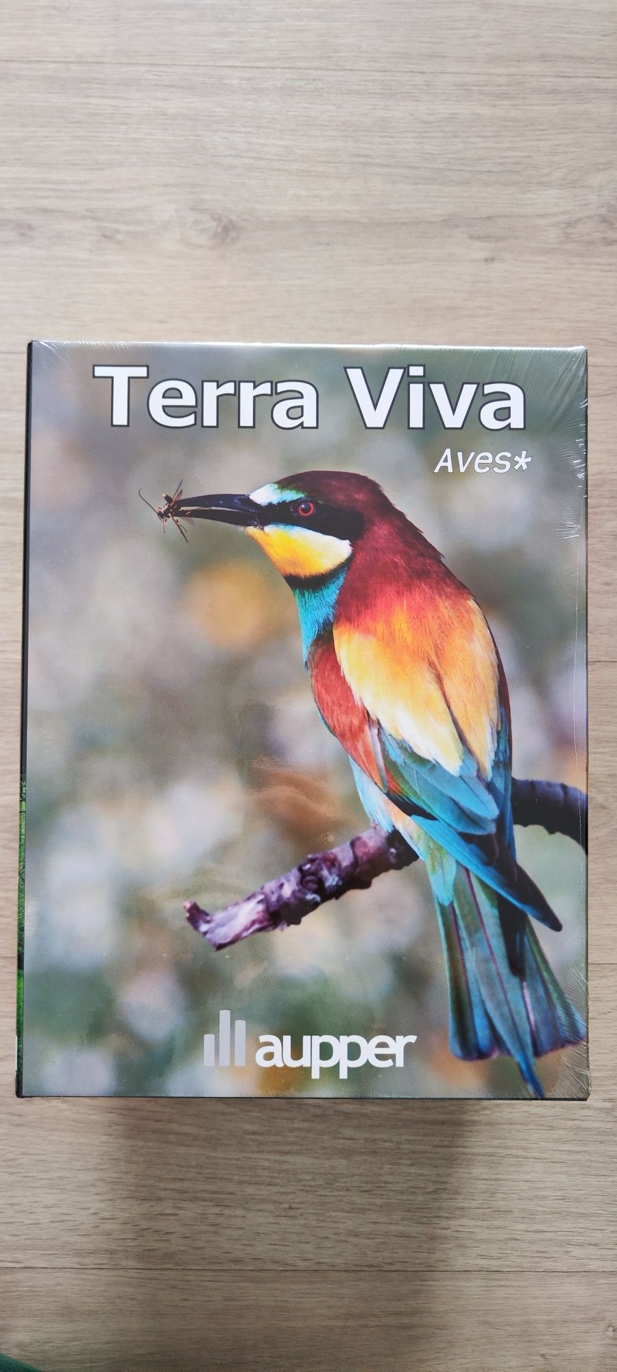 10 livros Coleção Terra Viva (Aupper) + 6 DVDs + 2 DVDs Natureza