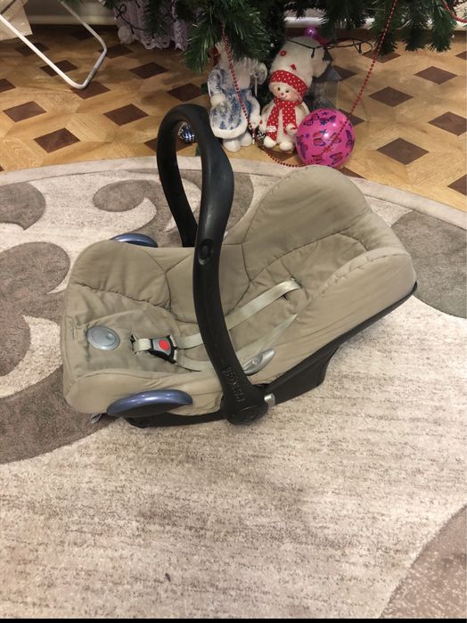 Автолюлька 0  автокрісло 0-13 кг maxi-cosi