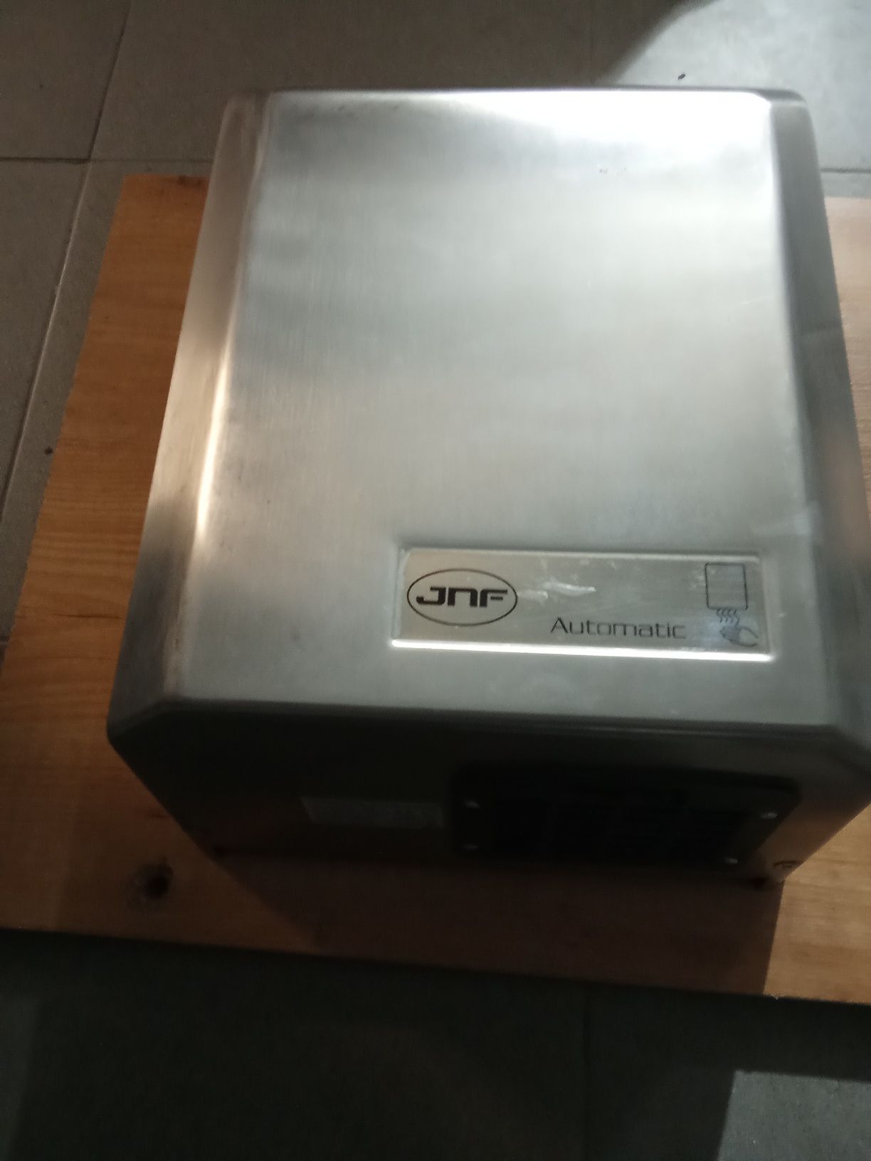 Secador de mãos automático inox