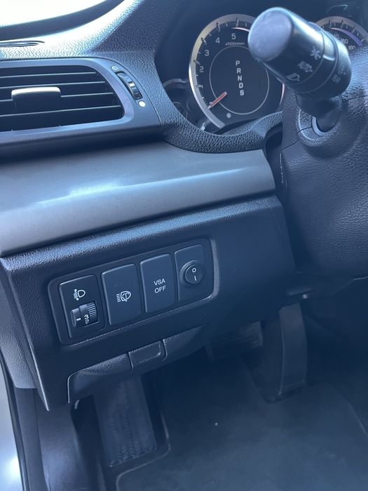 Хонда Акорд 2.0 Автомат