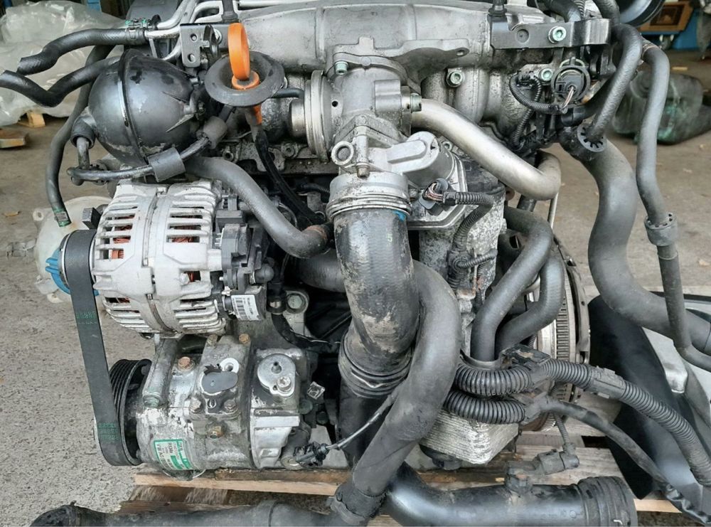 Двигун Двигатель Touran Golf 5 Passat B6 Audi Skoda 2.0 TDI BKD BKP
