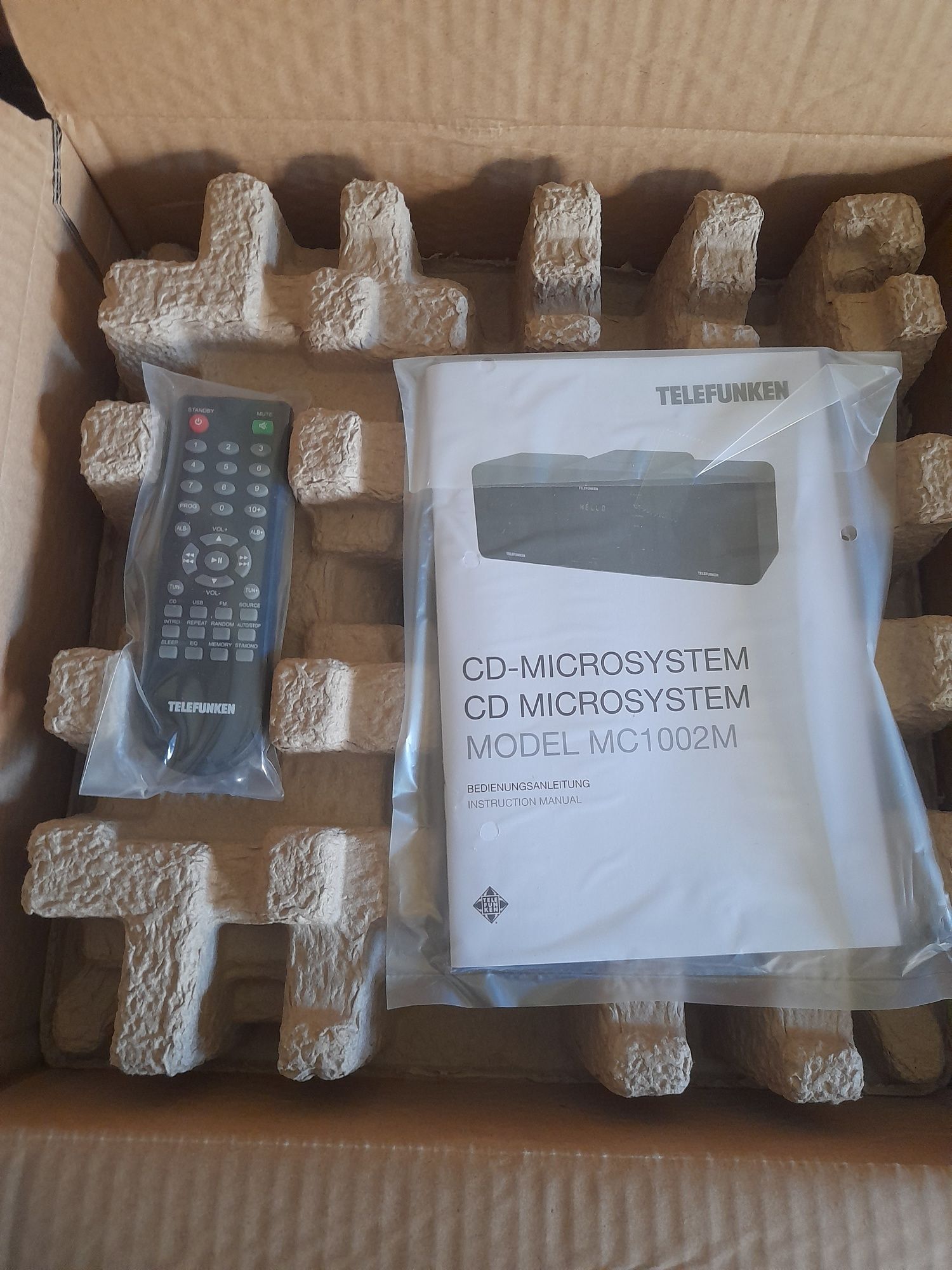 Раді *Telefunken MC1002C* USB/CD/FM.
