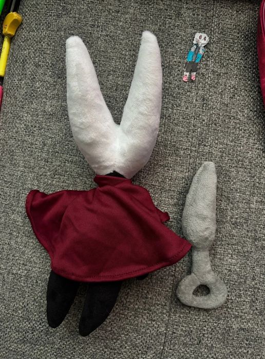 Hollow Knight Hornet Peluche