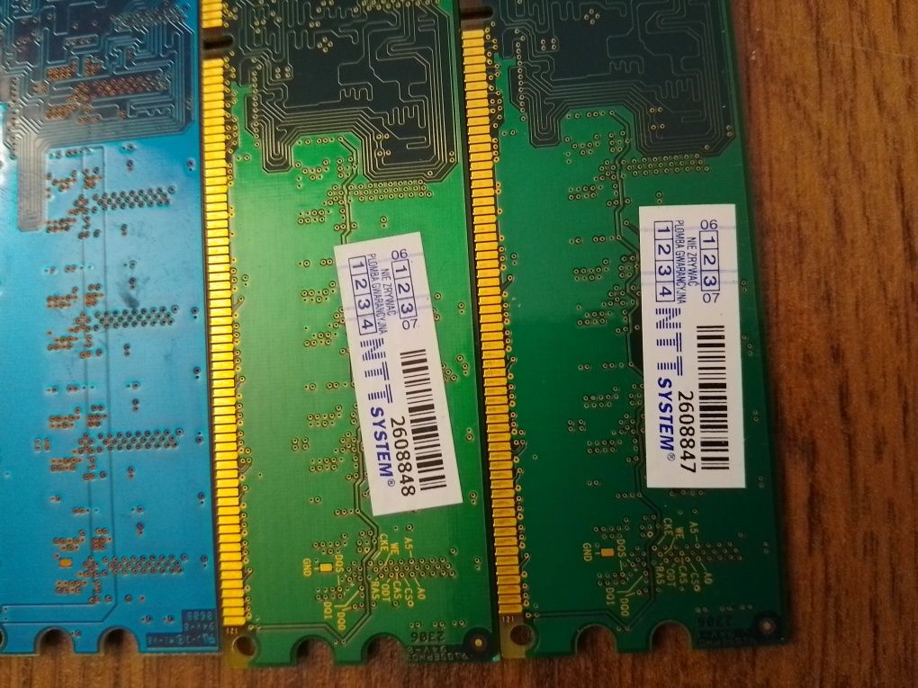 Pamięć DDR2 512mb oraz Intel Pentium 4 630 sl7z9 3.00 ghz 4 szt