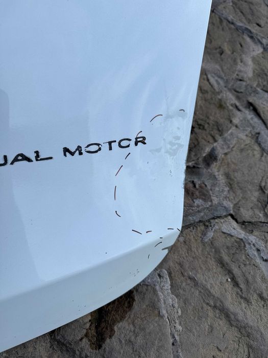 Кришка багажника Tesla Model Y 20-24 ляда кляпа Тесла вайка 2020-2024