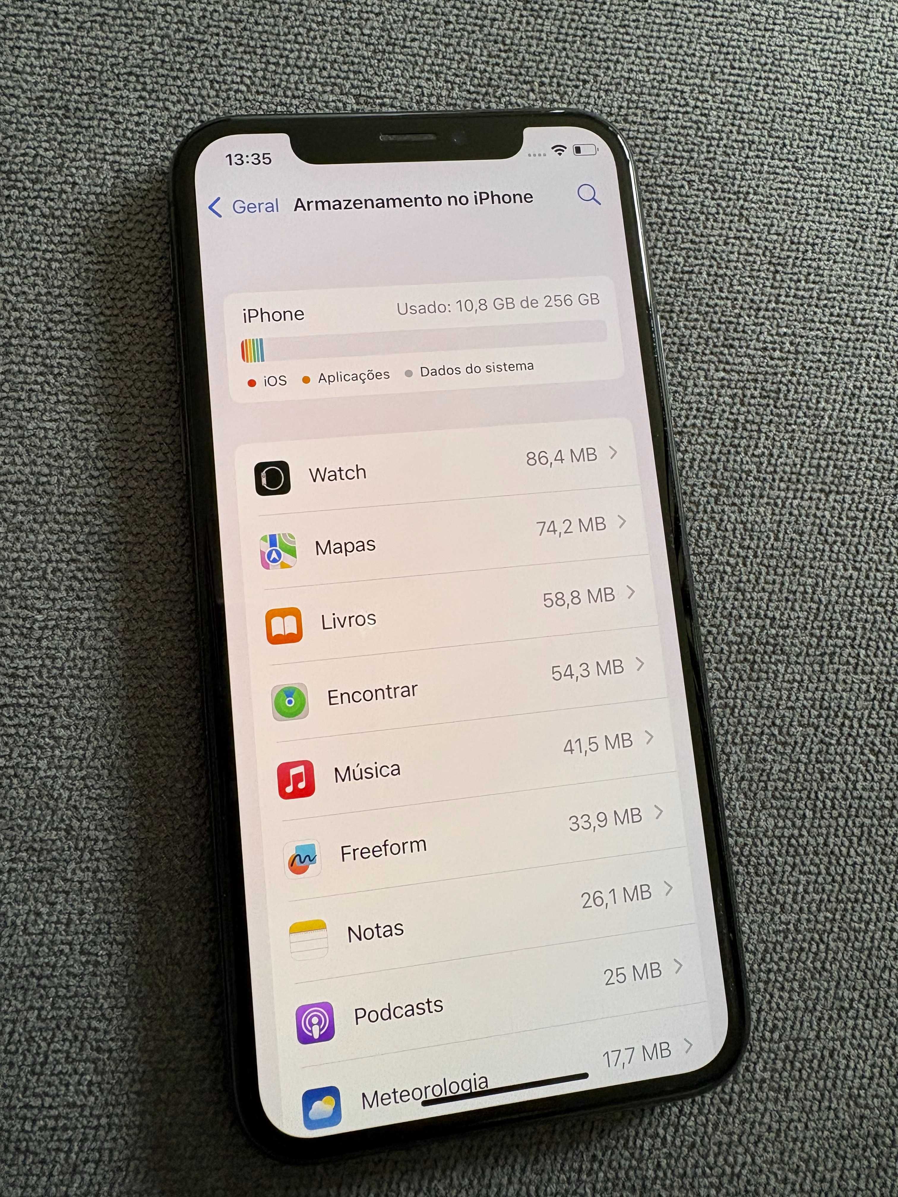 iPhone X 256GB - Excelente estado + Acessórios Originais!