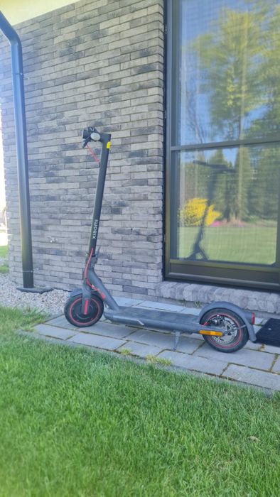 Hulajnoga elektryczna xiaomi pro4