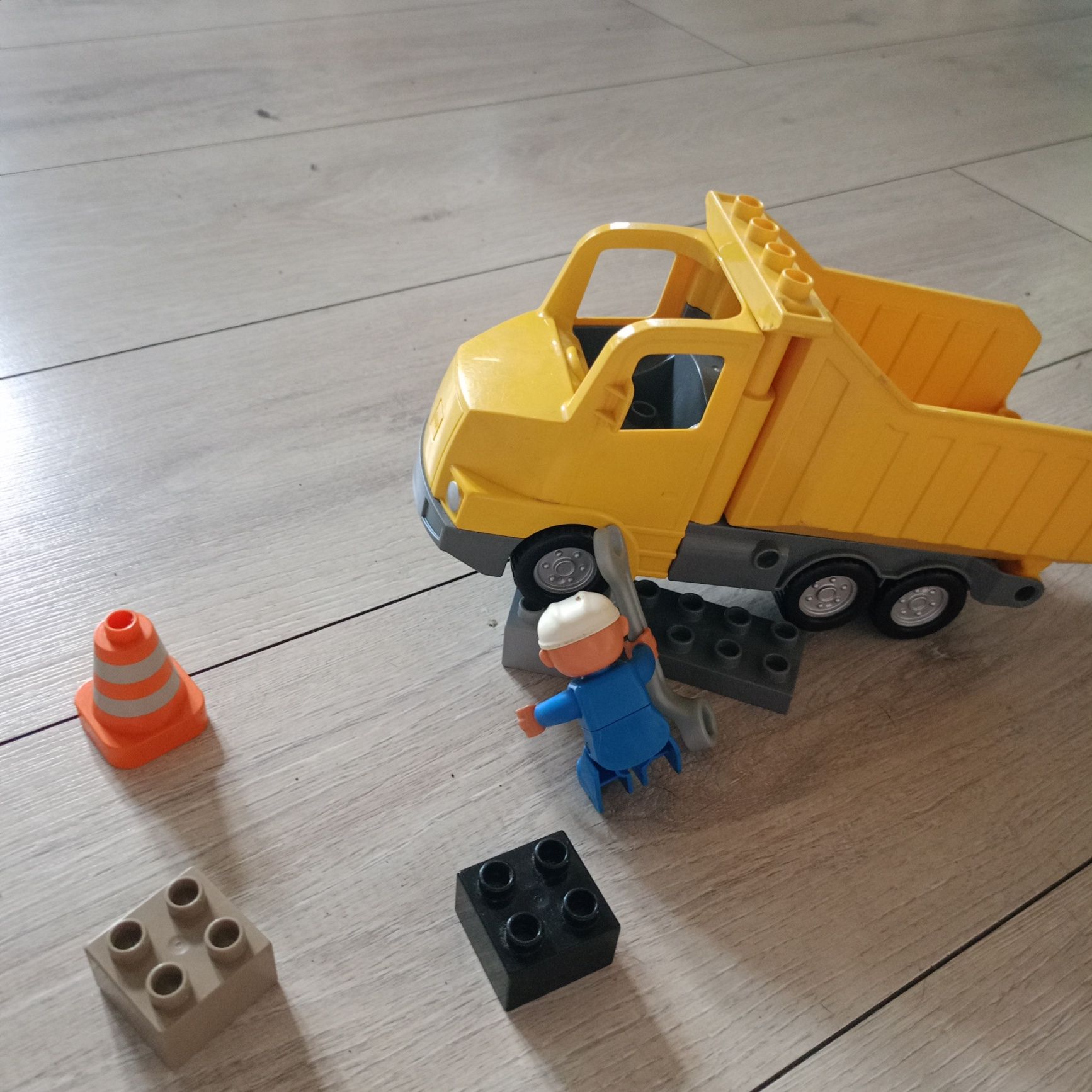 Wywrotka LEGO Duplo