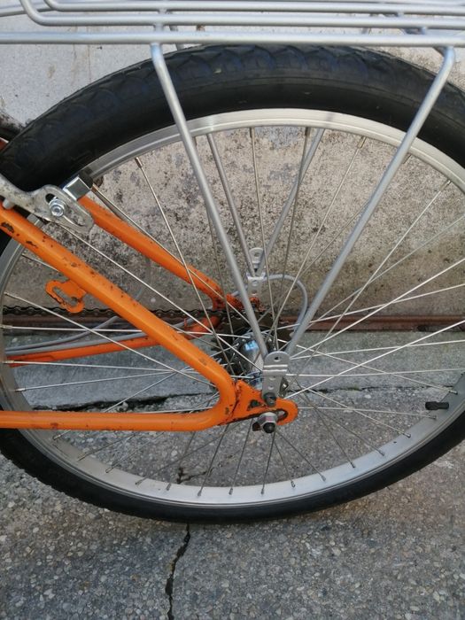 Bicicleta antiga / Alugo