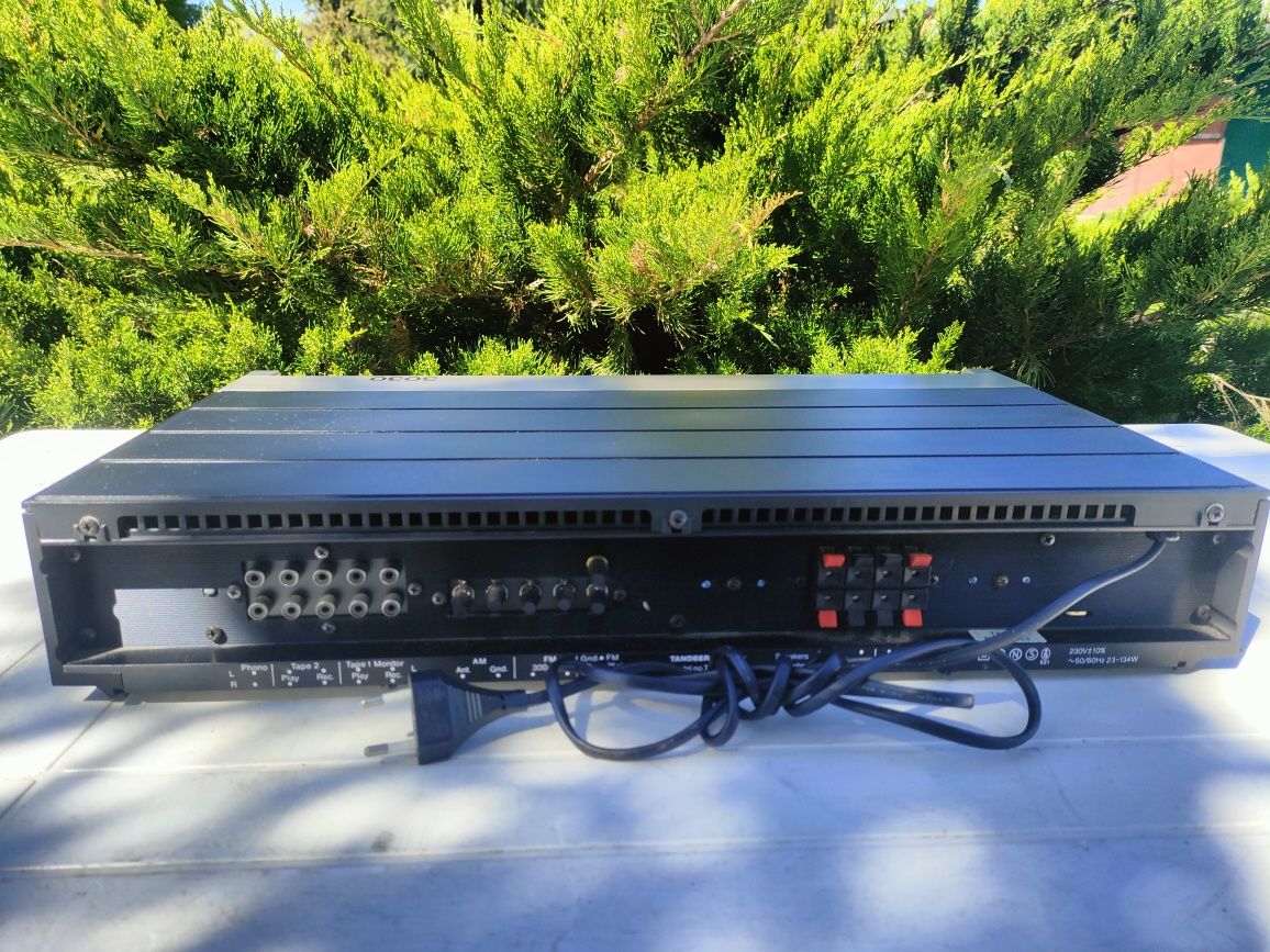 Amplituner TANDBERG TR-3030