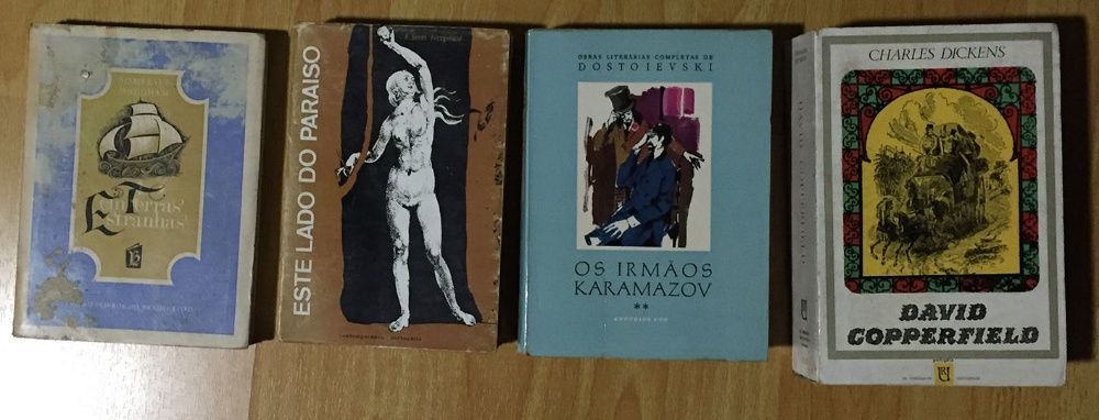 Lote de livros de literatura estrangeira