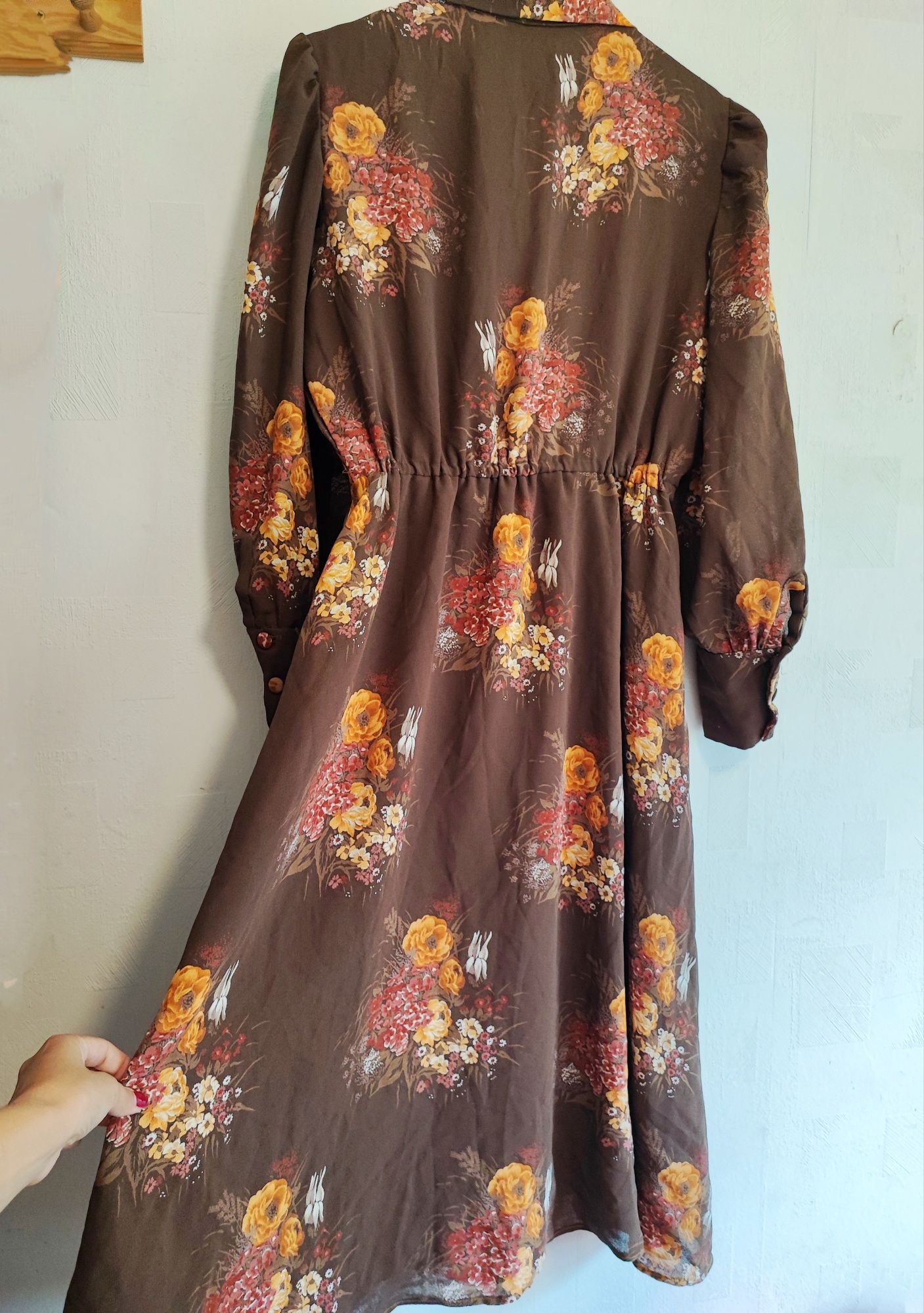 Koszulowa sukienka Vintage MIDI w kwiaty stylowa