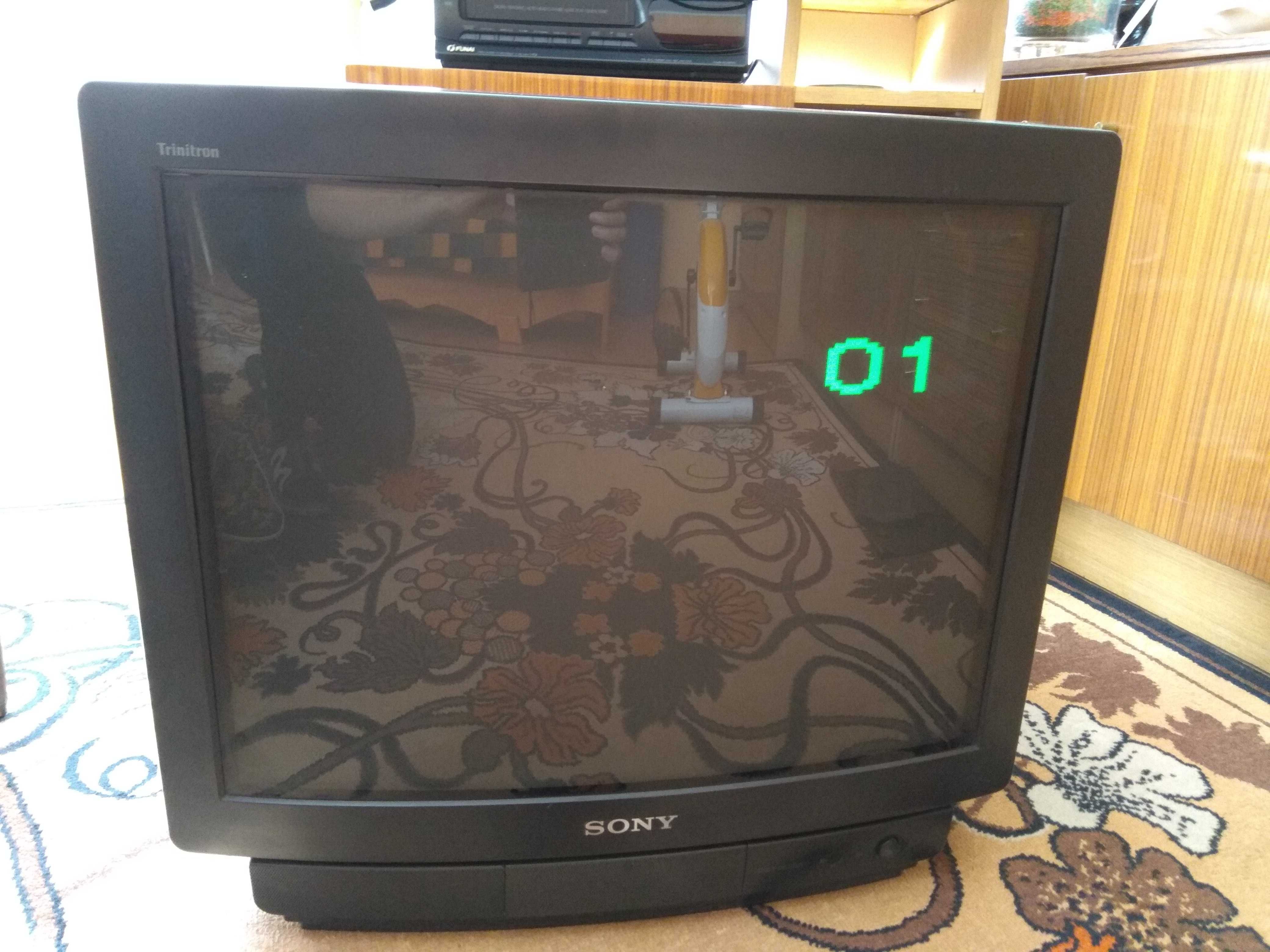 Kolorowy telewizor kineskopowy Sony Trinitron KV-M2541K  25 cali