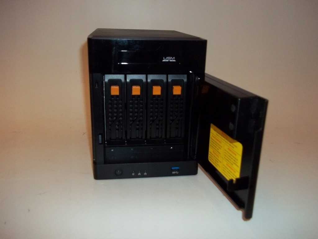 Serwer plików NAS Seagate Business Storage 4-Bay NAS +Dyski 4x0,5TB