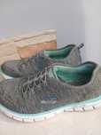 Кросівки жіночі SKECHERS