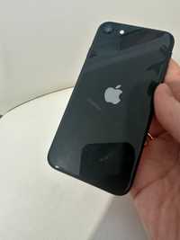 iPhone SE 2020 Black iCloud lock